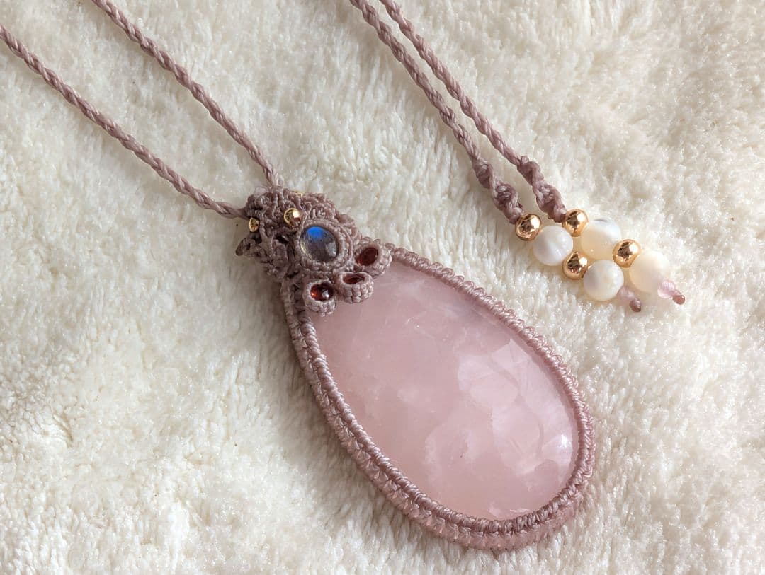 マクラメネックレス ローズクォーツ ラブラドライト ガーネット