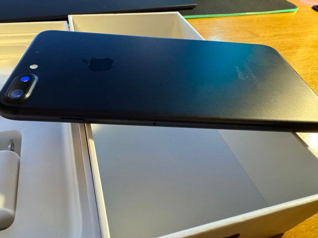 【箱付属品】iPhone 7 Plus Black黒 256GB SIMフリー