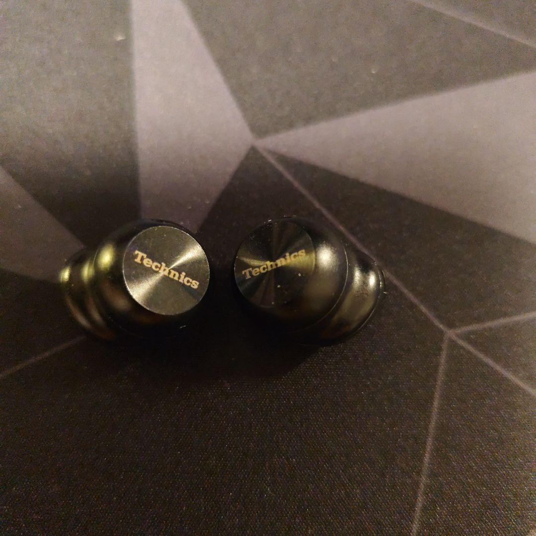 Technics EAH-AZ100 テクニクス　ワイヤレスイヤホン　カバー付き