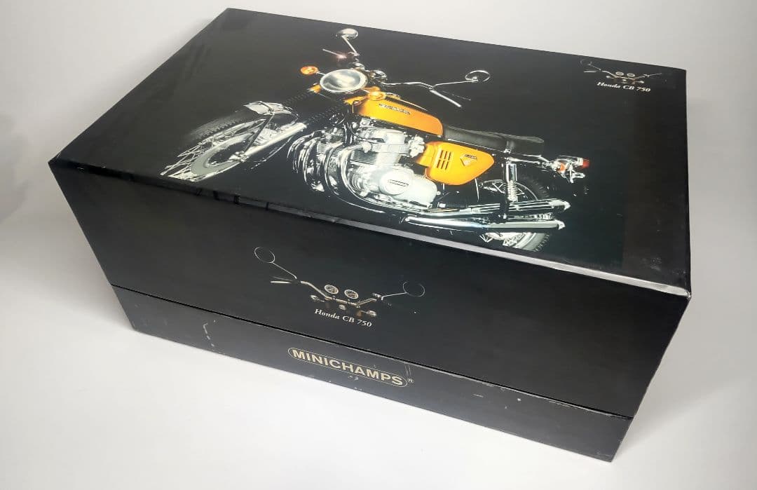 ミニチャンプス 1/6 HONDA CB750 ゴールド　ミニカー　バイク模型