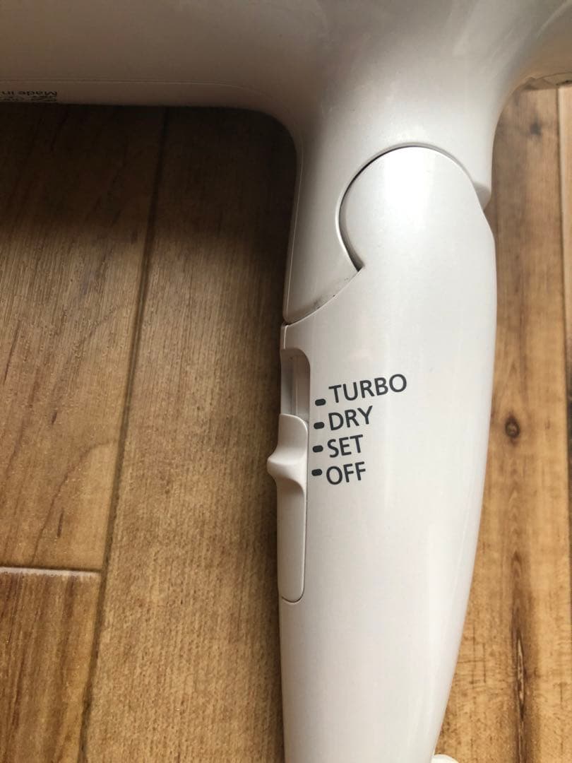 【ジャンク品】Panasonic ヘアドライヤー EH-CNA9B ナノケア