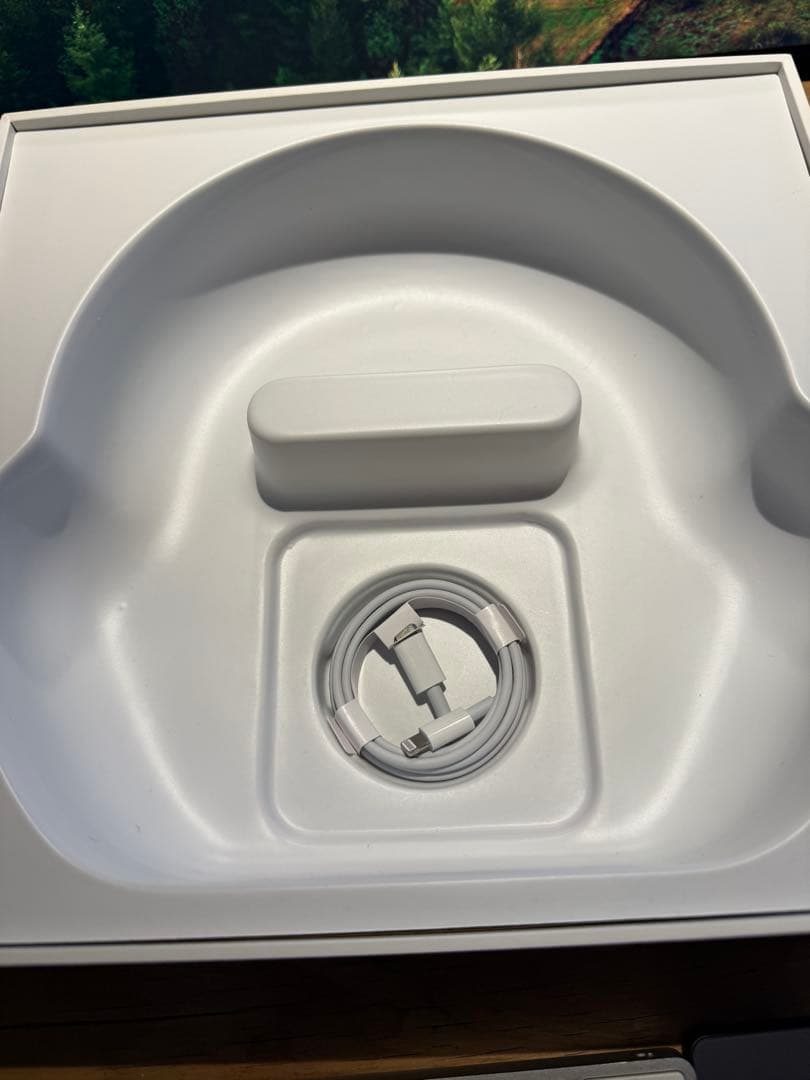 AirPods MAX スペースグレー　Lightning