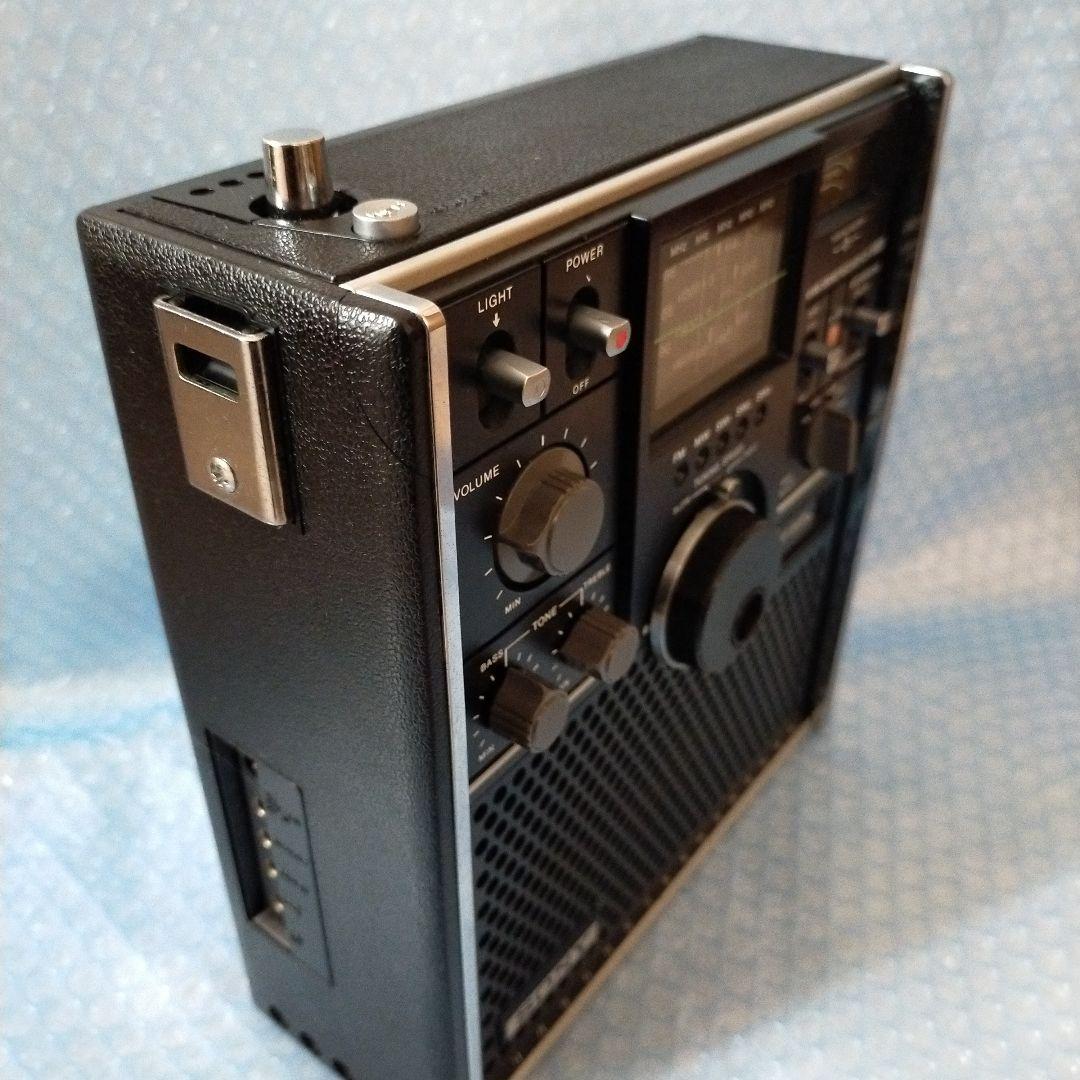 動作品　SONY ICF-5800 ラジオ
