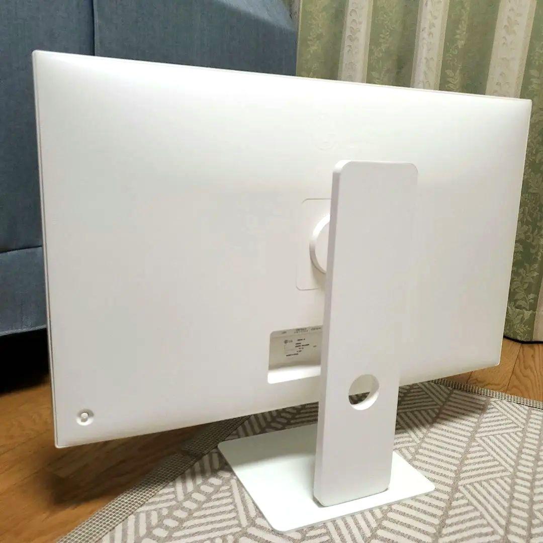 LG スマートモニター 32SQ780S-W（注:スタンドのみ後継機のもの）