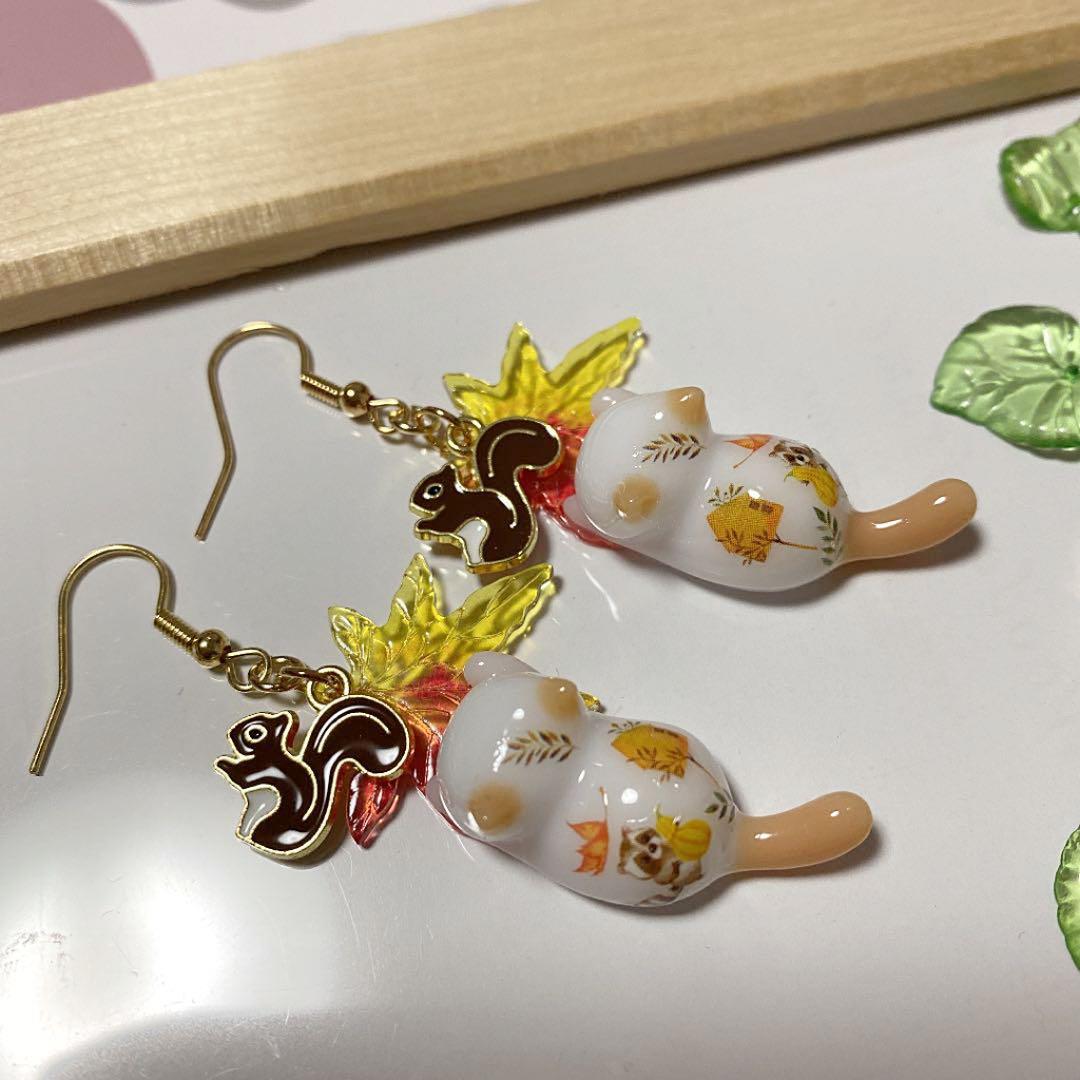 ☆紅葉とAutumnネコちゃんピアス☆②