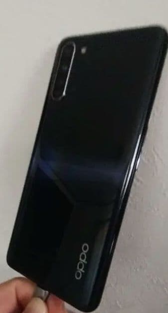 OPPO RENO3A SIMフリー ※画面ひびあり