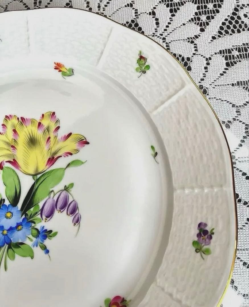 ★ヘレンド★ハンガリー 花柄陶磁器プレート直径25cm華やかな手描き皿 S20