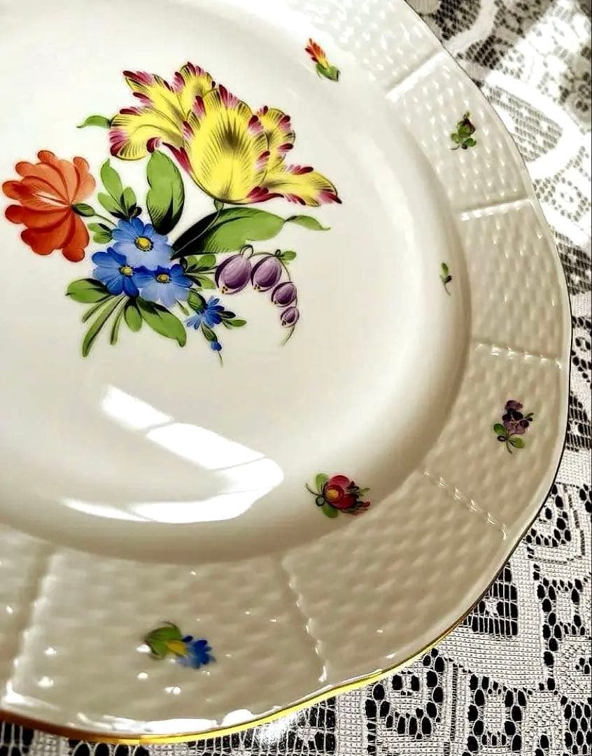 ★ヘレンド★ハンガリー 花柄陶磁器プレート直径25cm華やかな手描き皿 S20
