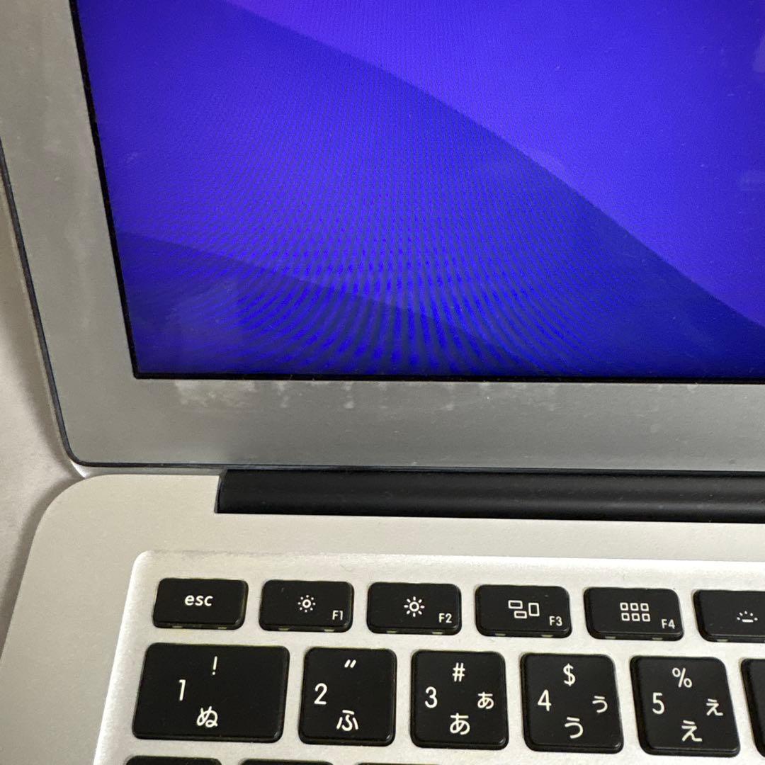 MacBook Air 13インチ + 充電器