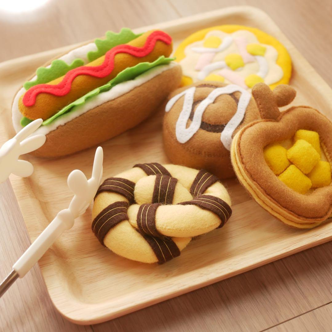 【サンプルページNo.6】フェルトままごと　パン