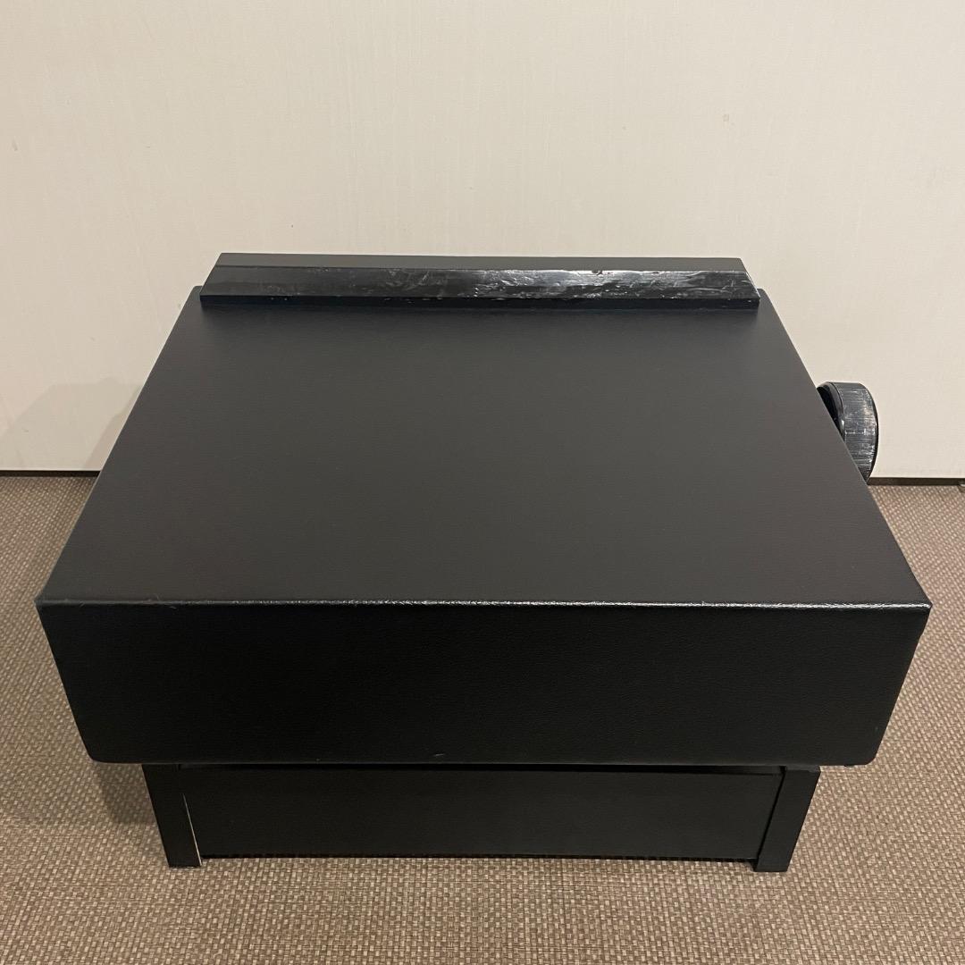 ピアノ 補助台 足台 足置き台 黒 高さ13.5〜22.5cm