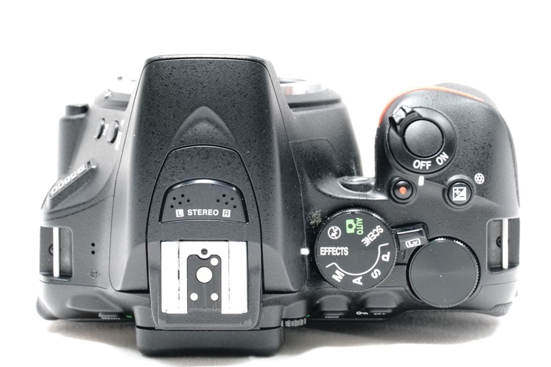 ✨Nikon D5600 美品✨スマホ転送 Wレンズキット✨一眼レフ 初心者