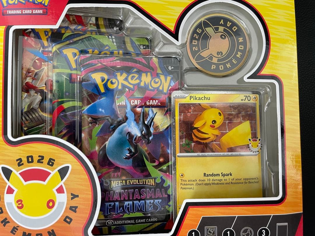 海外限定 ポケモンカード 30周年記念コレクションBOX未開封 ピカチュウ英語
