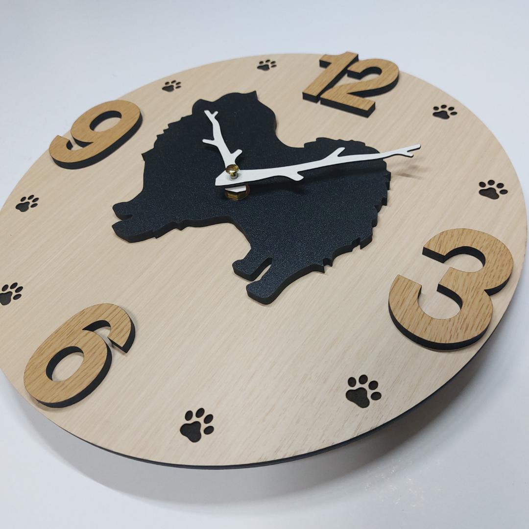 名入れ・文字入れ　3Dワンちゃん　デザイン壁掛け静音時計 ポメラニアン　黒