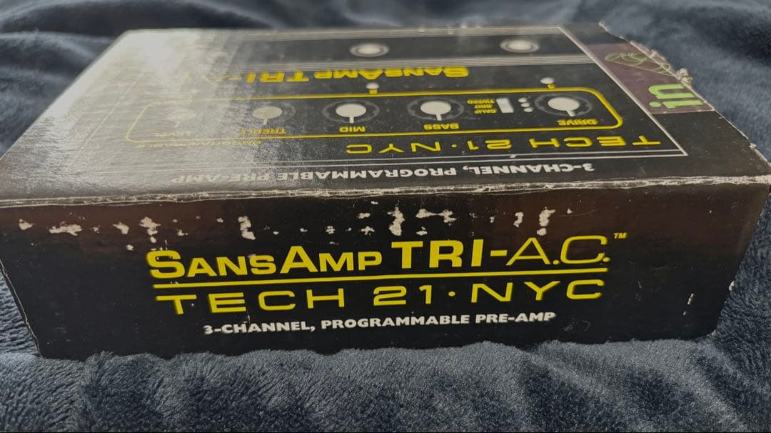 ギター TECH 21 NYC SansAmp TRI-A.C.
