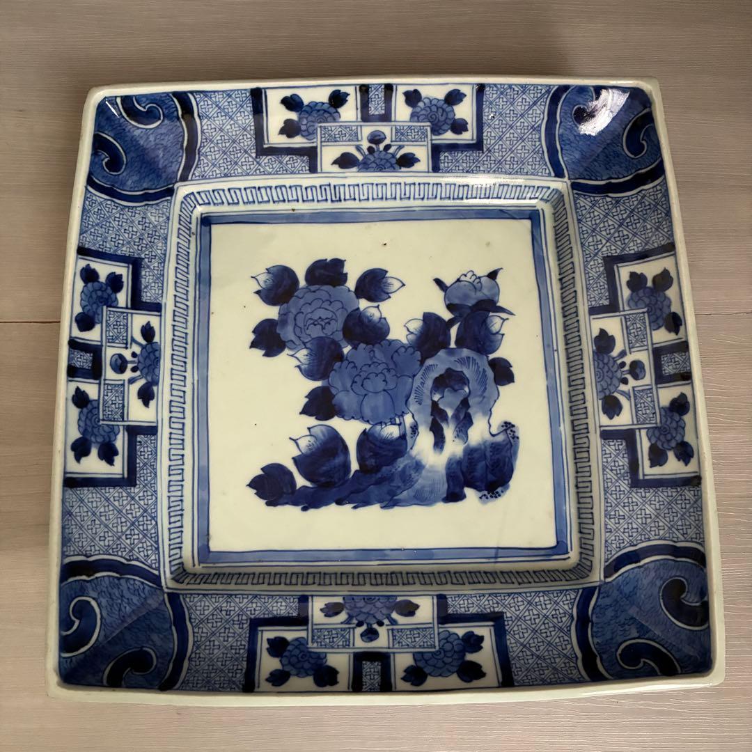 時代物 染付 約28㌢　牡丹文 角皿 飾り皿 盛皿 大皿　年代物　骨董　器