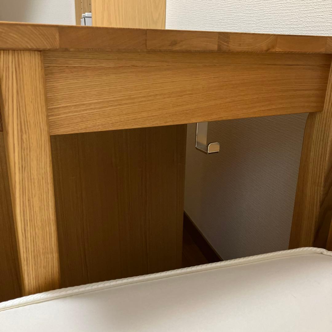 無印良品　タモ材デスク