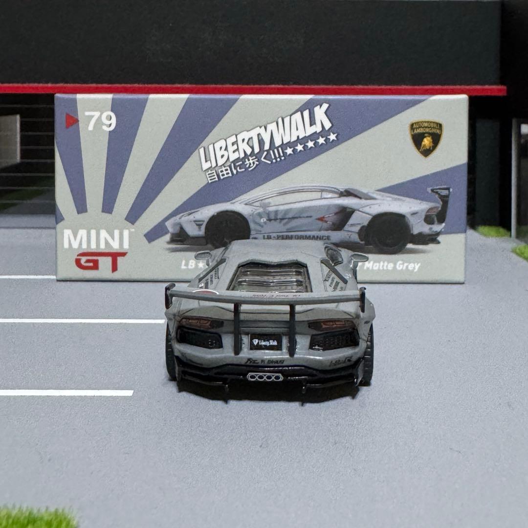 minigt lbwk LamborghiniAventador マットグレー