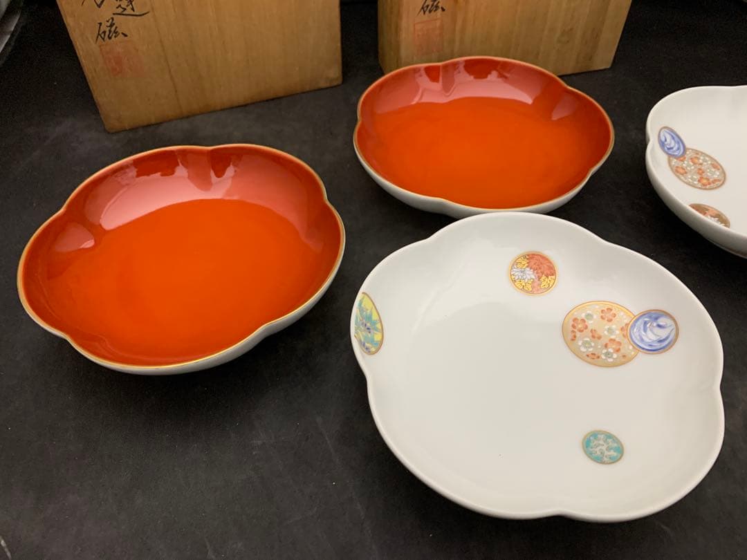 宮内庁御用達　深川製磁　睦皿揃　寿赤絵2枚セット×2点/4枚　共箱　深川製