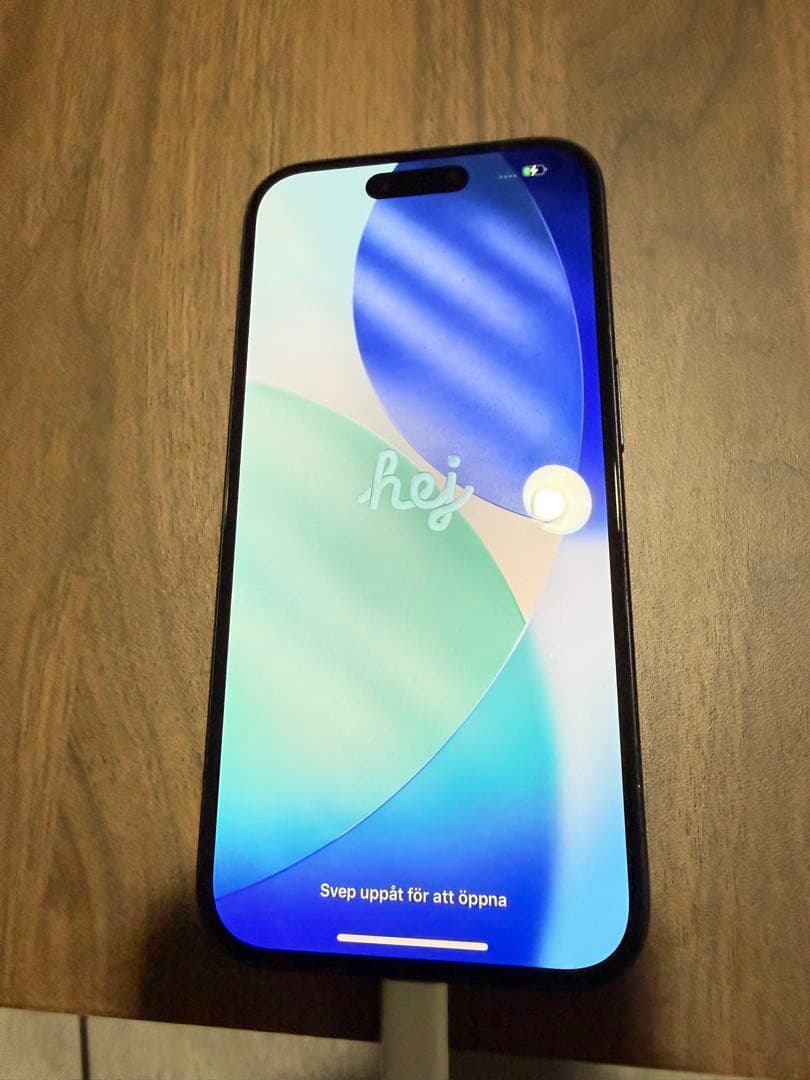 ［美品］iPhone16 256GBブラック 本体