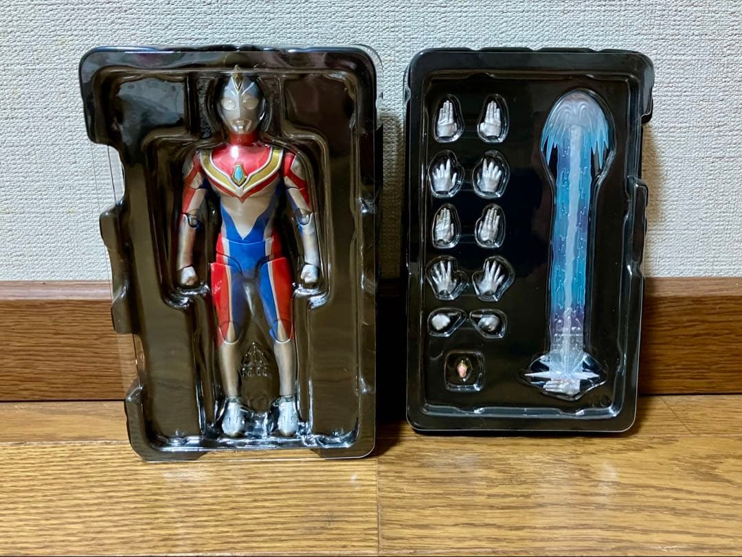 S.H.Figuarts ウルトラマンゼロ/ダイナ/コスモス 3体セット