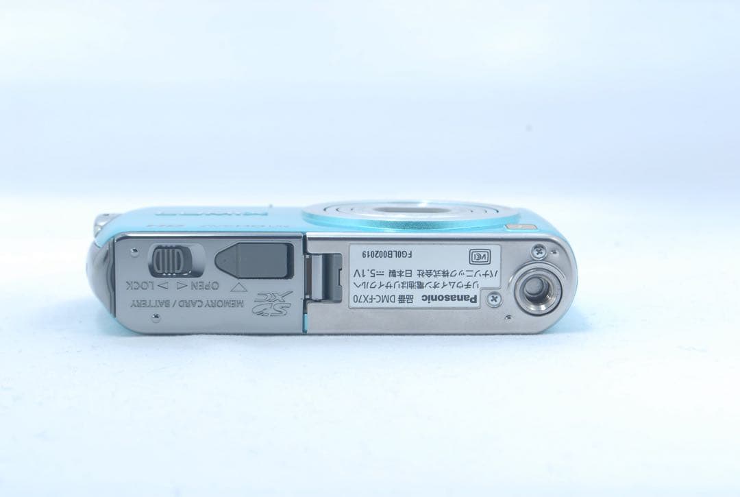 美品✨Panasonic コンデジ 可愛い 水色 デジカメ スマホ転送⭕️ 高画質