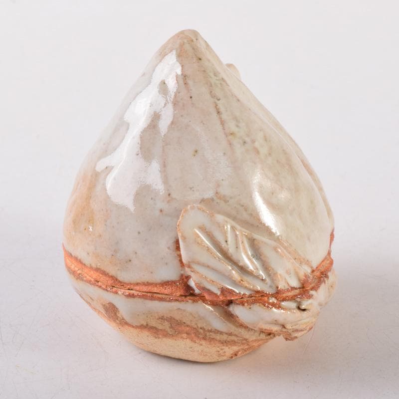 茶道具　萩焼　凌雲窯　小久保凌雲作　桃形　香合　共箱　V　8101