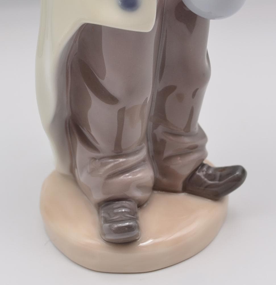 悲しきサックス　＃5471　★リヤドロ　スペイン　ポーセリン　光沢仕上げ　絶版