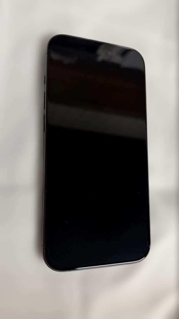 ☆美品 iPhone15Pro 128GB ブラックチタニウム☆
