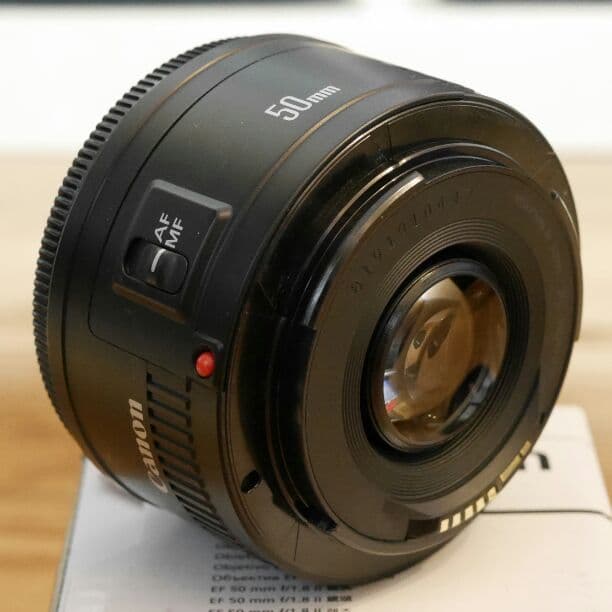 美品 Canon 単焦点レンズ EF 50mm F1.8Ⅱ