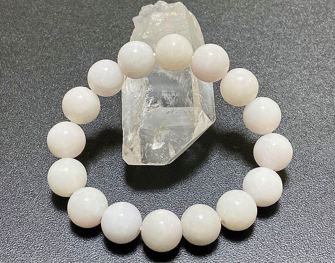 究極品質　太古から受け継がれし神の守護石　ミャンマー産　白淡紫翡翠　13㎜