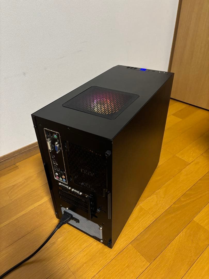 週末値下げ！ほんのり光る！自作ライトゲーミングPC！i7 新品SSDで快適！