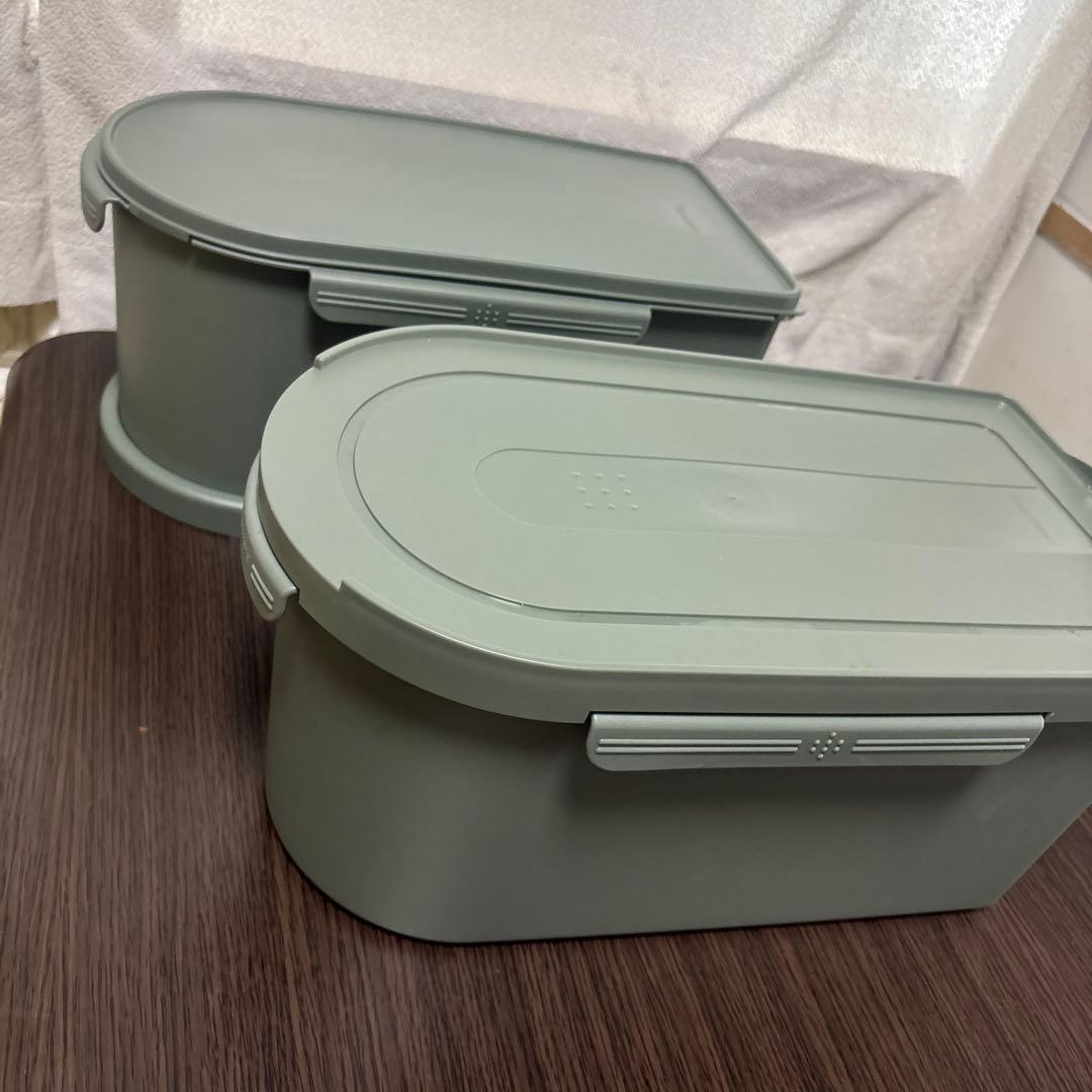 Tupperware タッパーウェア　キッチンキーパー　ハーフ2個セット