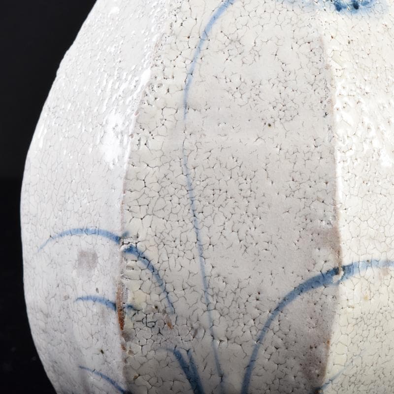 虎渓山　水月窯　染付　粉吹風　八角花瓶　共箱　C　7142