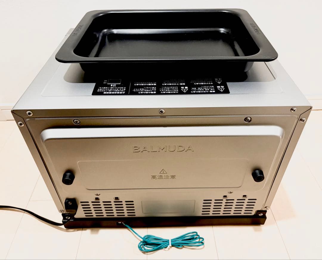 ☆【角皿付き】BALMUDA the range オーブンレンジK04A-SU☆