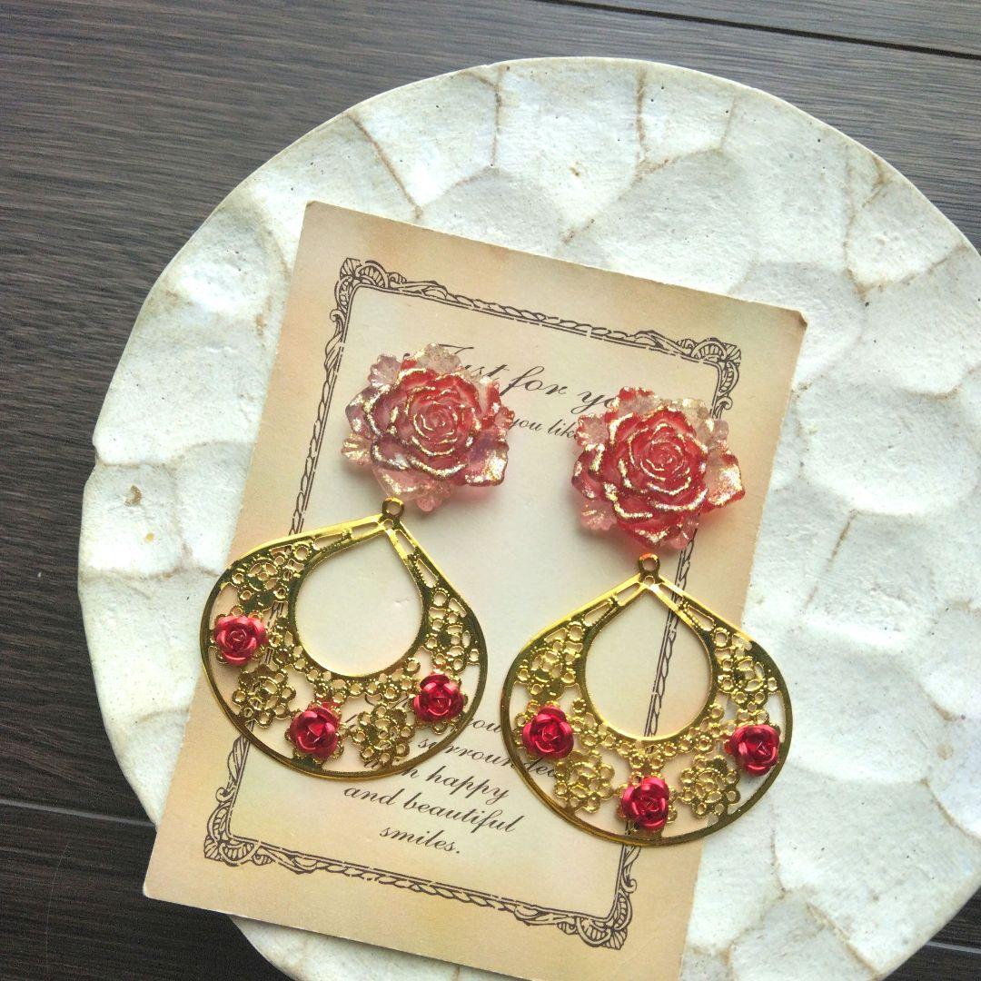 大ぶり　赤　フラメンコ　ベリーダンス　薔薇　花　ボタン　ピアス　イヤリング