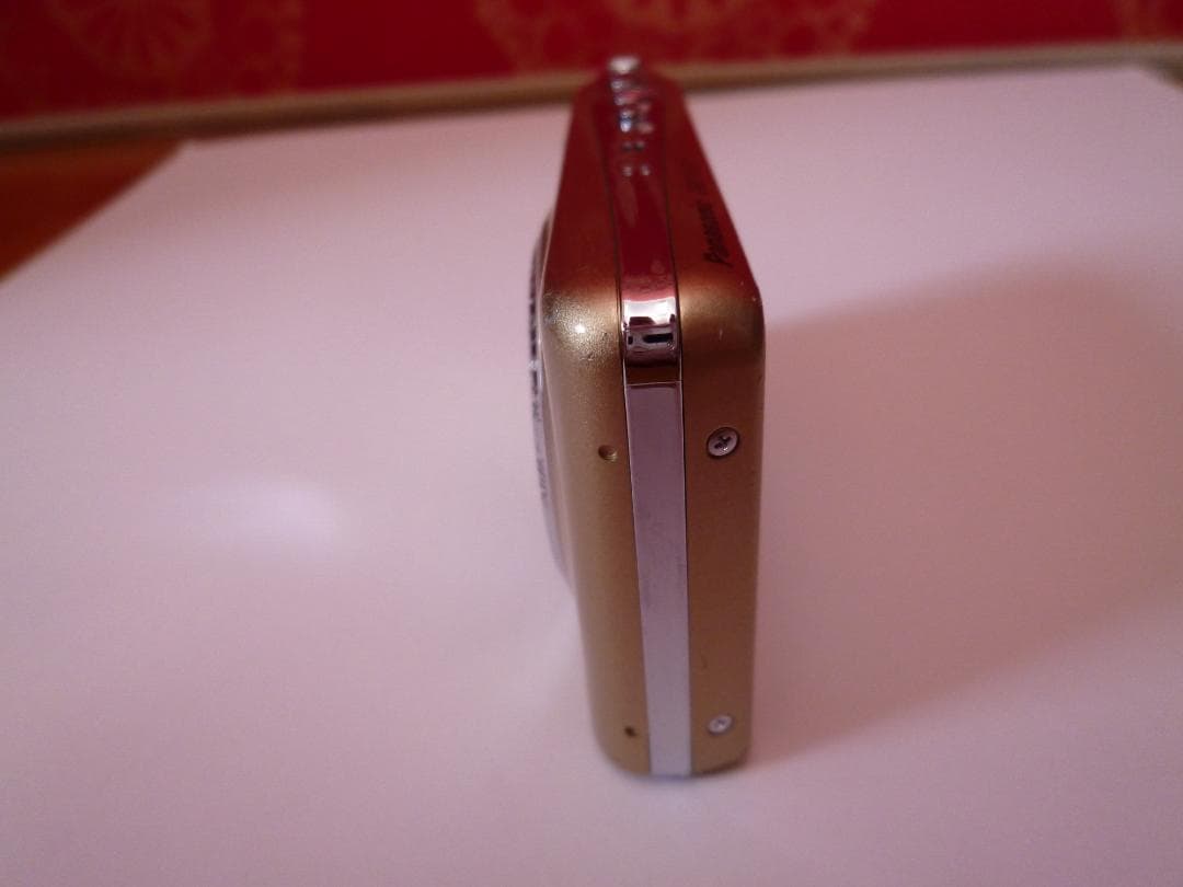 美品、Panasonic パナソニック LUMIX DMC-FX77ゴールド