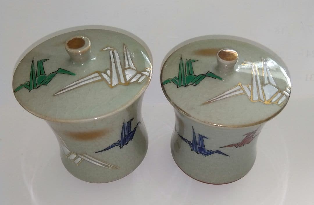 【昭和レトロ】年代物♦貫入九谷焼…蓋付き✰集山九谷✰夫婦湯呑み２個セット✰