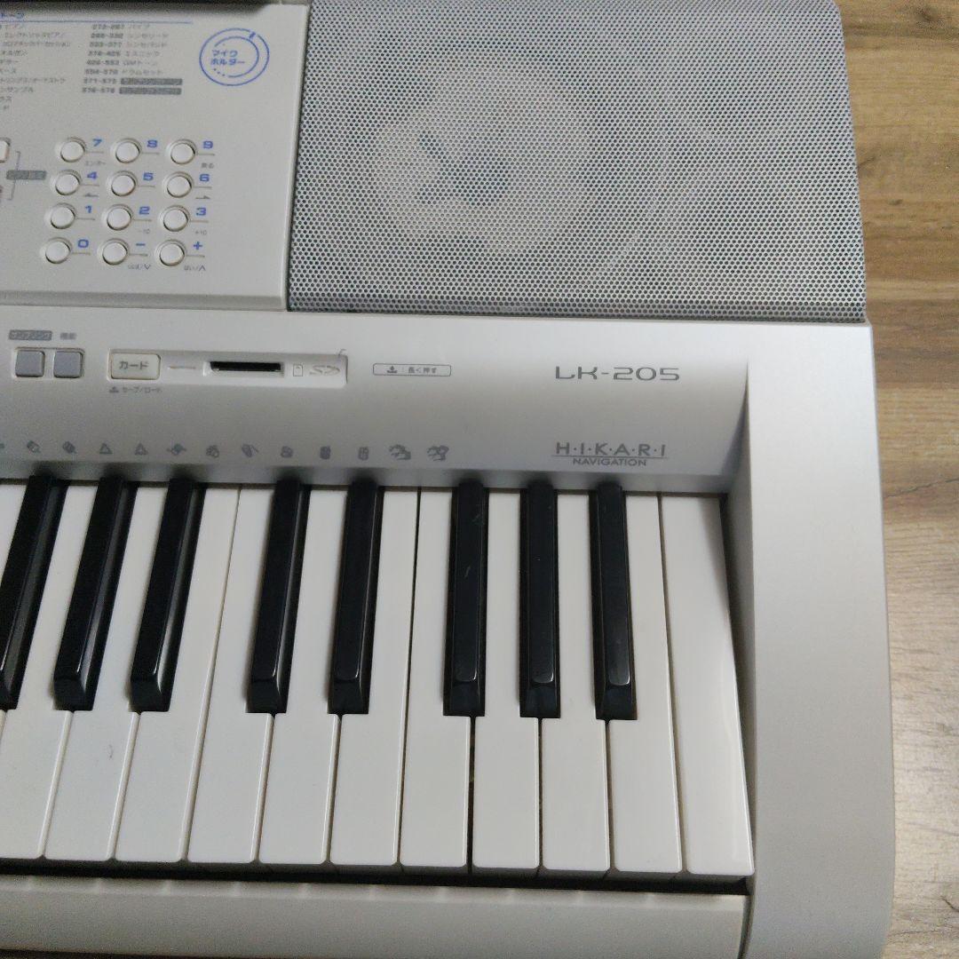 CASIO LK-205 キーボード