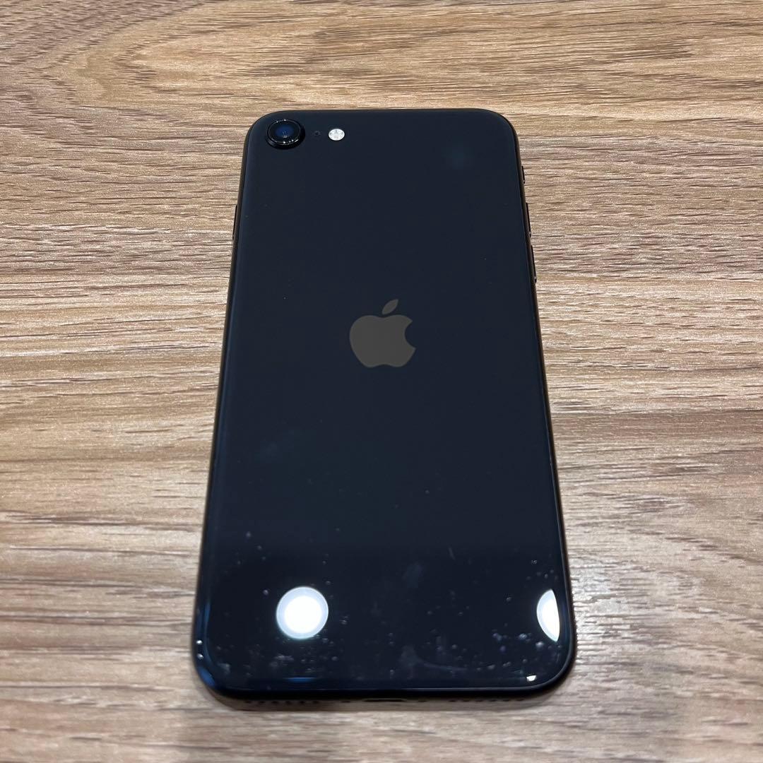 S*）様 iPhoneSE 第二世代 ブラック 128G