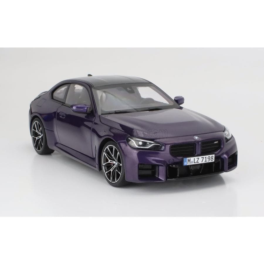 【新品】ミニカー 1/18  2シリーズ M2 (G87)　ミニチャンプス