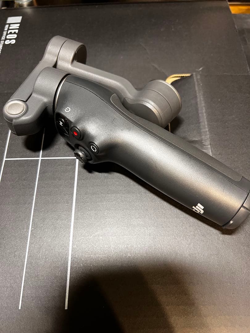 【美品】DJI Osmo Mobile 7P（動作検知カメラ付き）