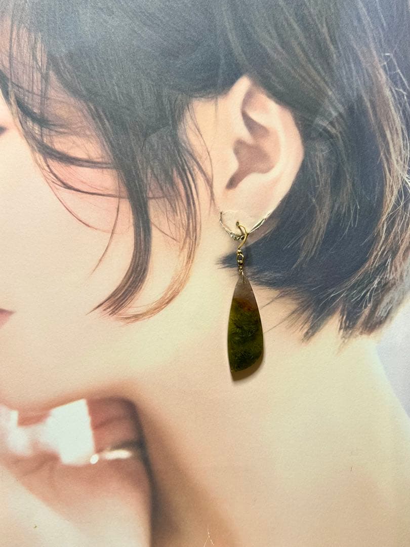 大粒　バイカラー　フォッシルコーラル　14kgf ピアス