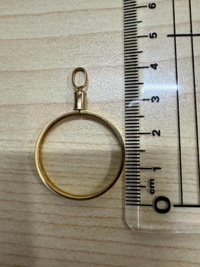 K18 18金 　純金の金貨用 ペンダントトップ 枠 約2.2グラム