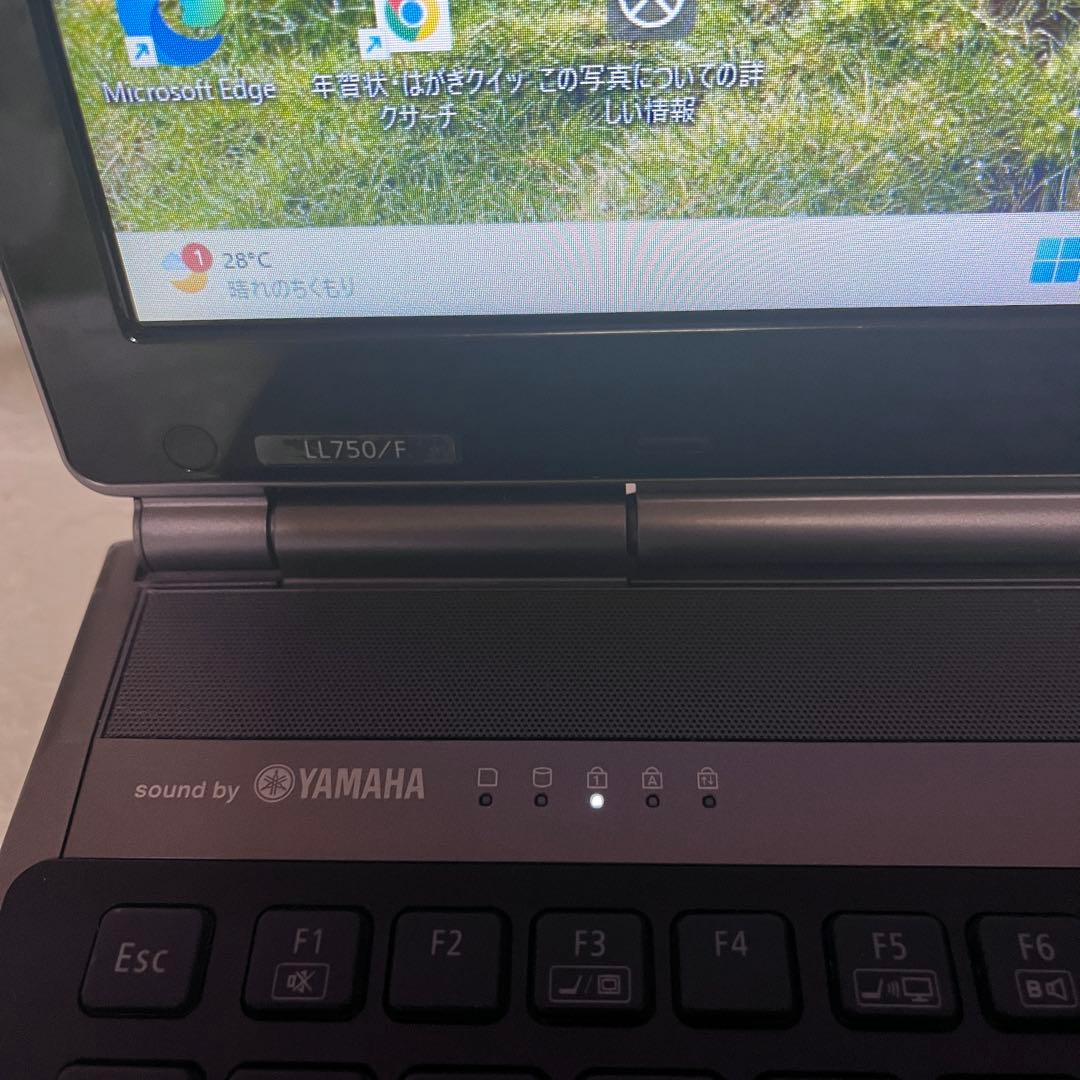 ★中古NECパソコン4コアi7！SSD480GB メモリ8GB★ノートPC561