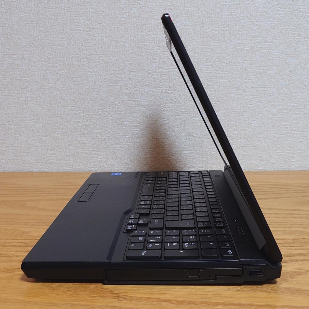 ★2022年製★ 第12世代Corei5 SSD256GB 富士通 H74