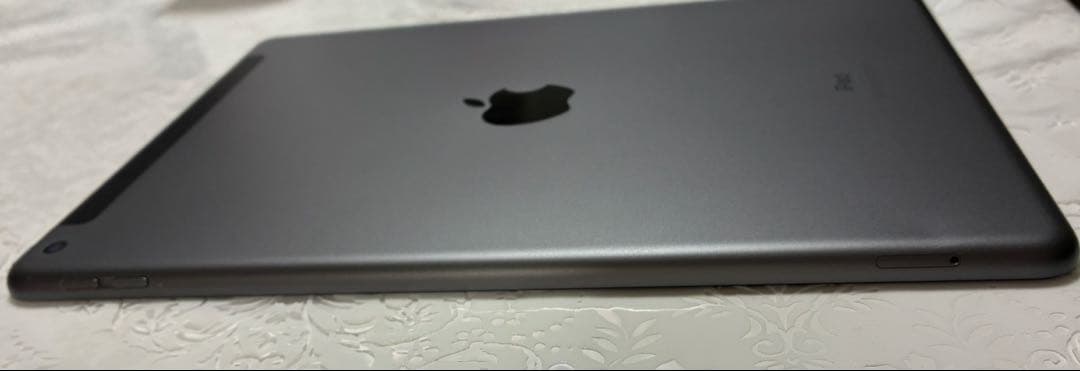 【訳あり】iPad 第7世代 Wi-Fi+Cellular 32GB