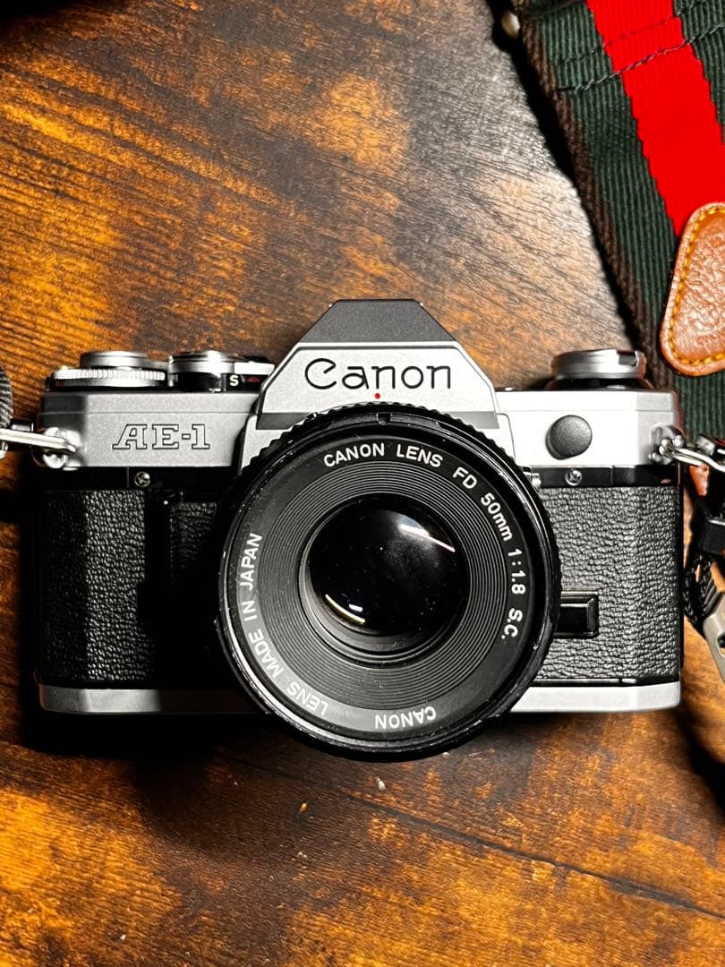 Canon AE-1 シルバー + FD 50mm F1.8 セット