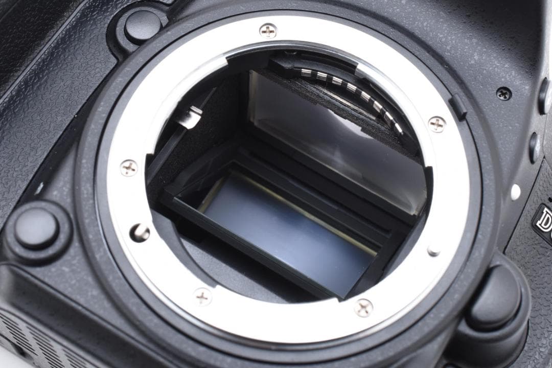 美品⭐Nikon D610 ⭐一眼レフ フルサイズ 入門機 ⭐高速連写 本格機