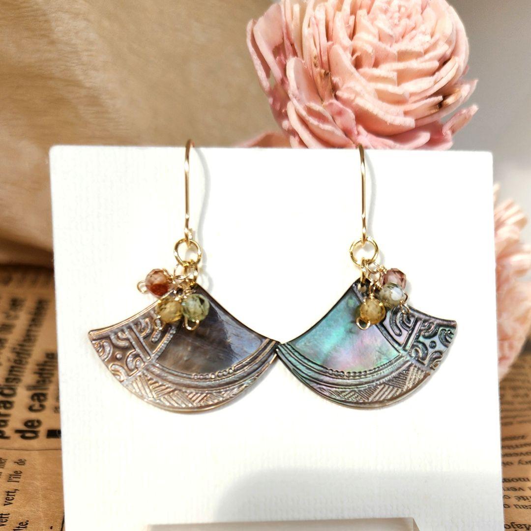 天然シェル刻印１４kgfピアス